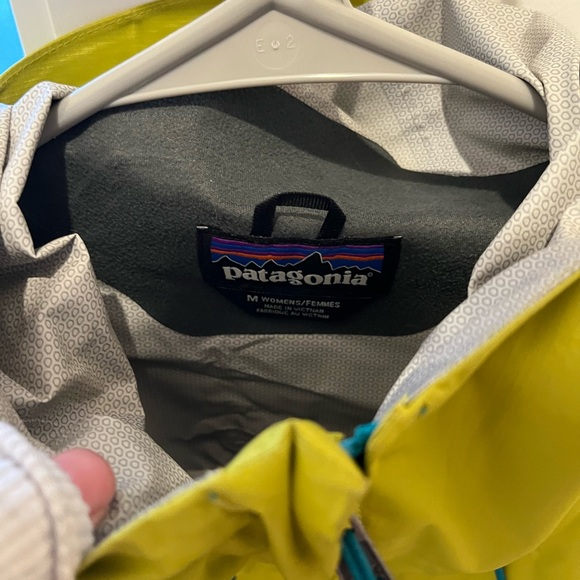 Patagonia Rain Jacket - Picture 3 of 7